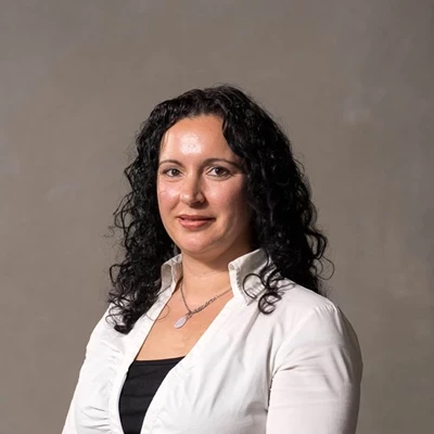 Julie Speros | Niemeyer